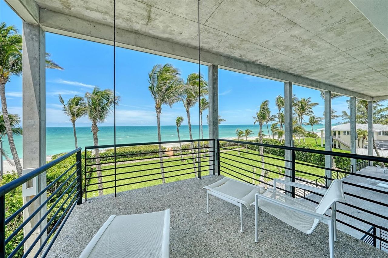 8250 Sanderling Road, Sarasota, FL 34242 Photo