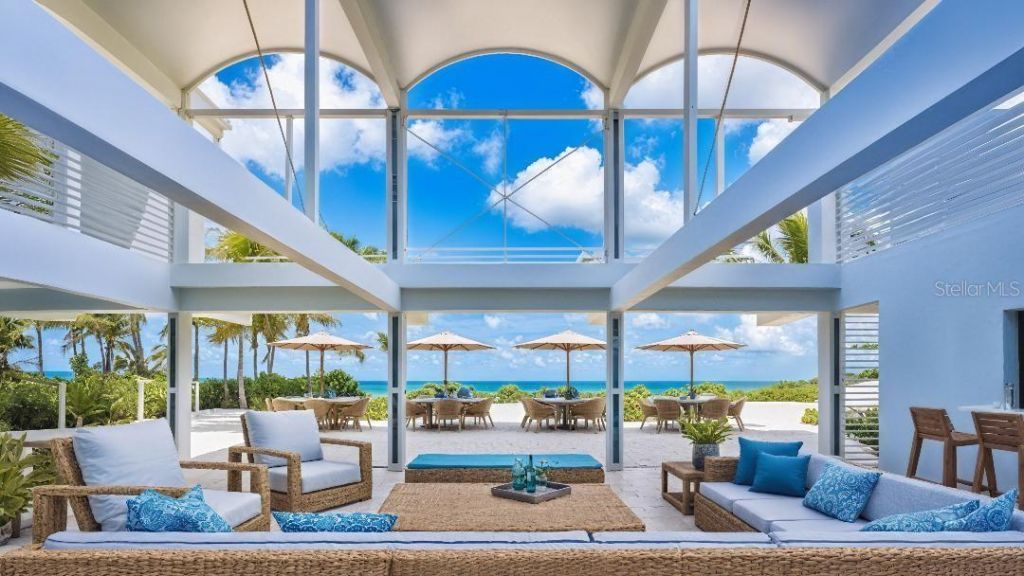 8250 Sanderling Road, Sarasota, FL 34242 Photo