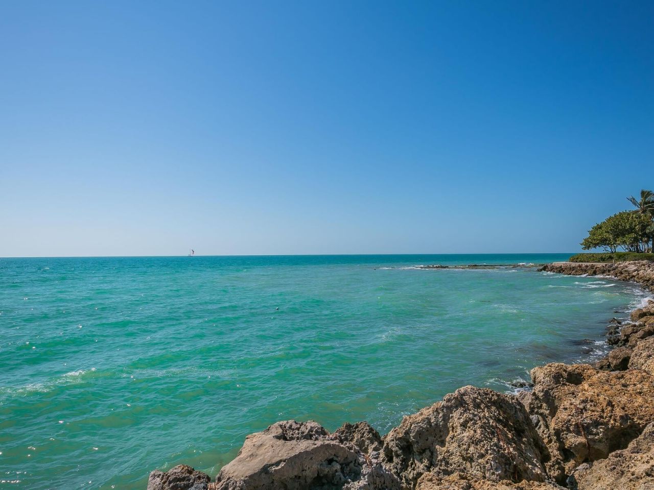 8250 Sanderling Road, Sarasota, FL 34242 Photo