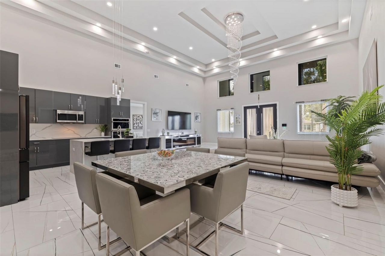 6396 18th Street N, Saint Petersburg, FL 33702 Photo