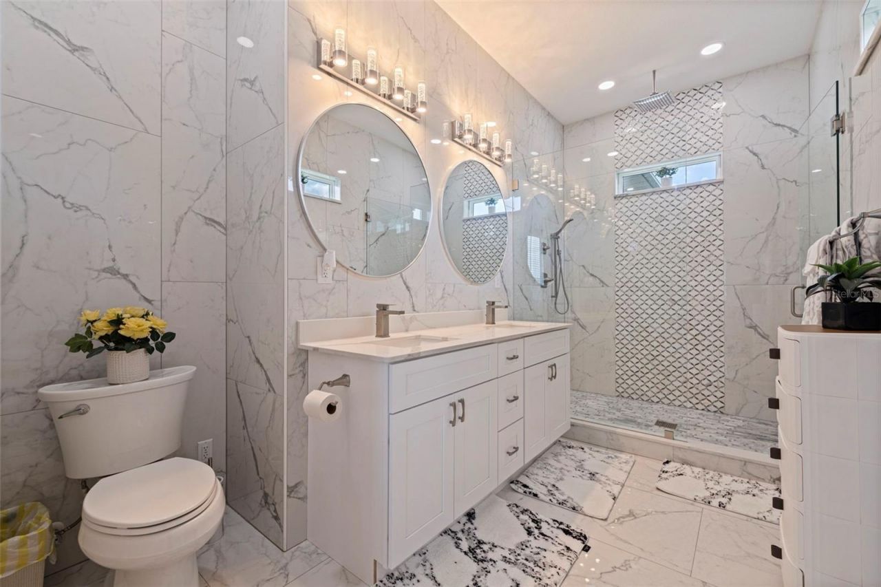 6396 18th Street N, Saint Petersburg, FL 33702 Photo