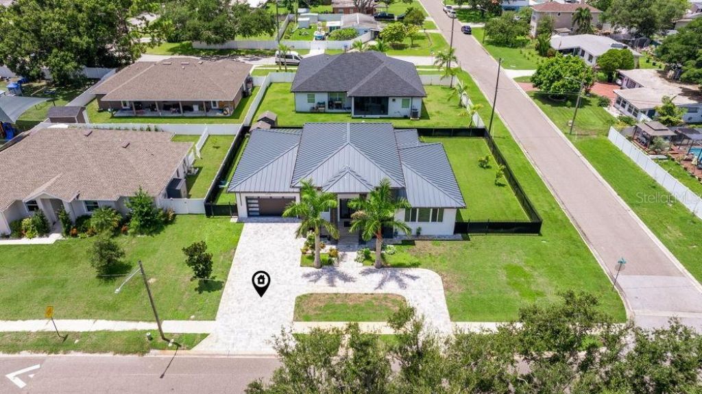 6396 18th Street N, Saint Petersburg, FL 33702 Photo