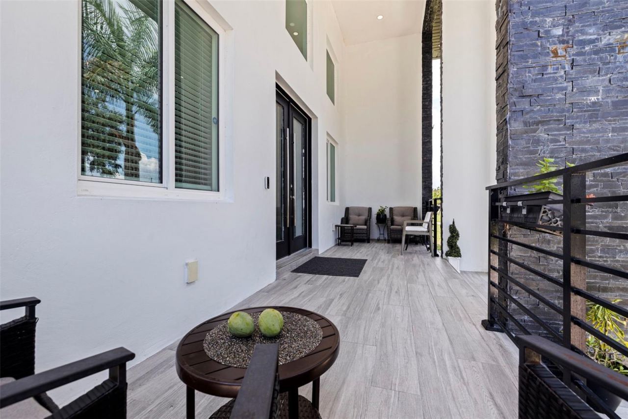 6396 18th Street N, Saint Petersburg, FL 33702 Photo