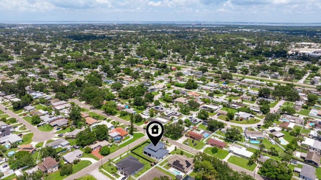 6396 18th Street N, Saint Petersburg, FL 33702 Photo