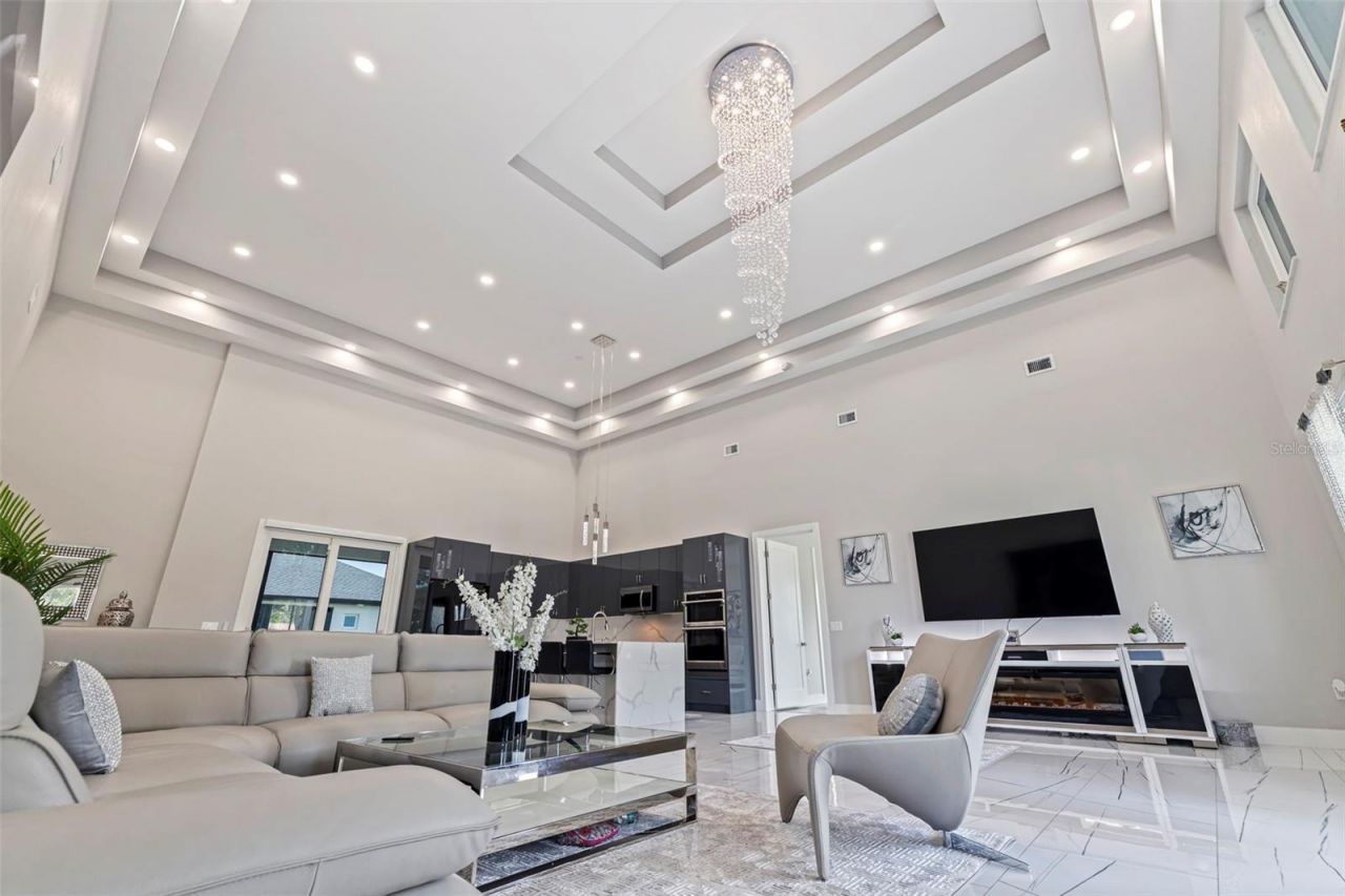 6396 18th Street N, Saint Petersburg, FL 33702 Photo