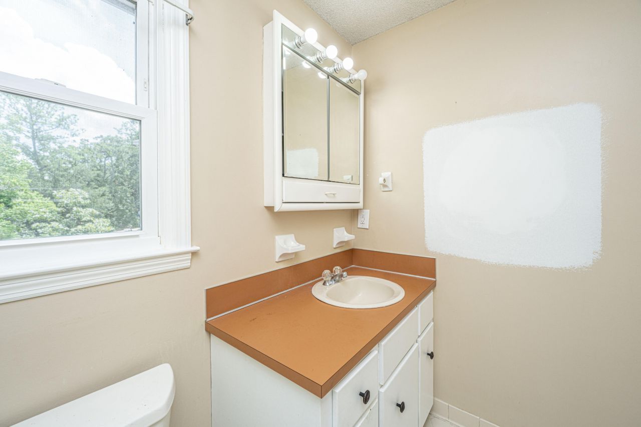 1477 Theresa Drive Photo 22