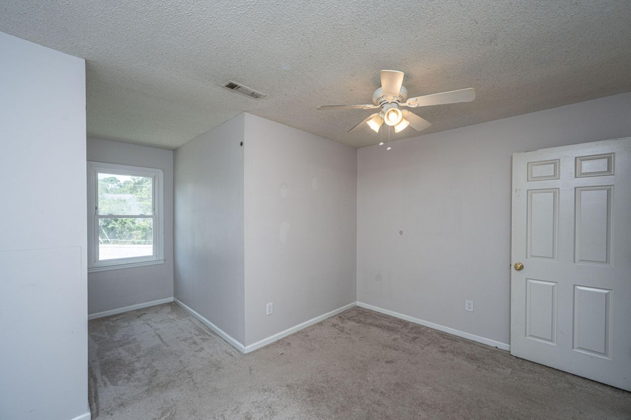 1477 Theresa Drive Photo 24