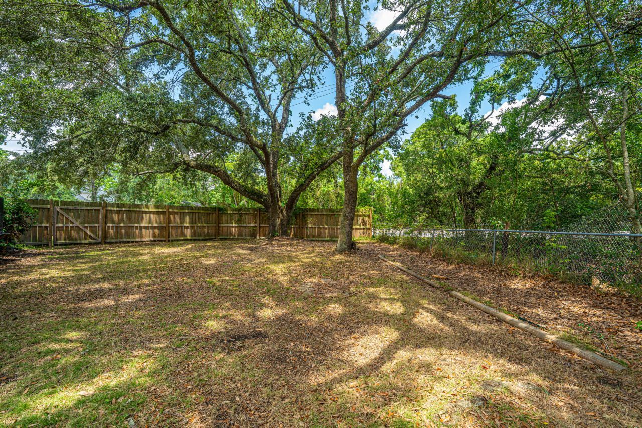 1477 Theresa Drive Photo 30