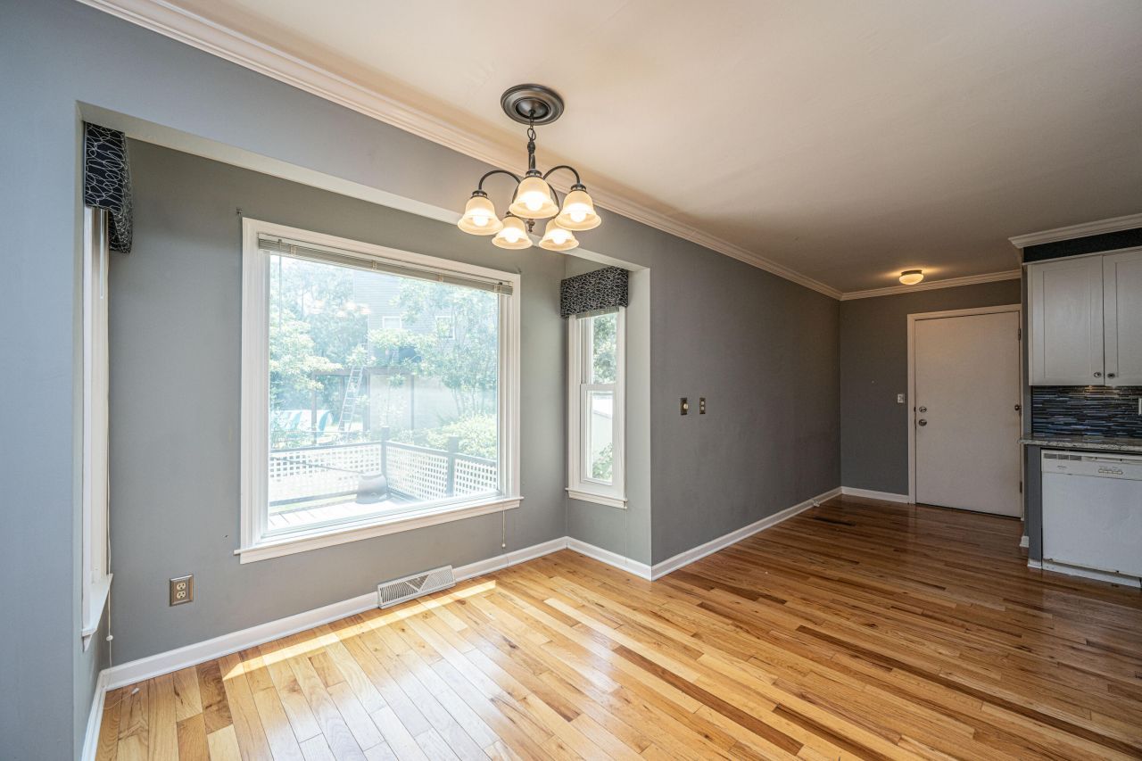 1477 Theresa Drive Photo 9