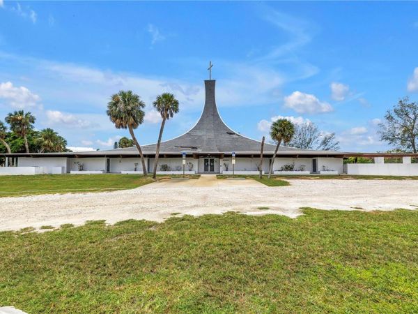 6608 MARINA DRIVE, HOLMES BEACH, FL 34217