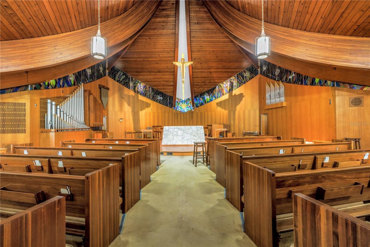 6608 Marina Drive, Holmes Beach, FL 34217 Photo