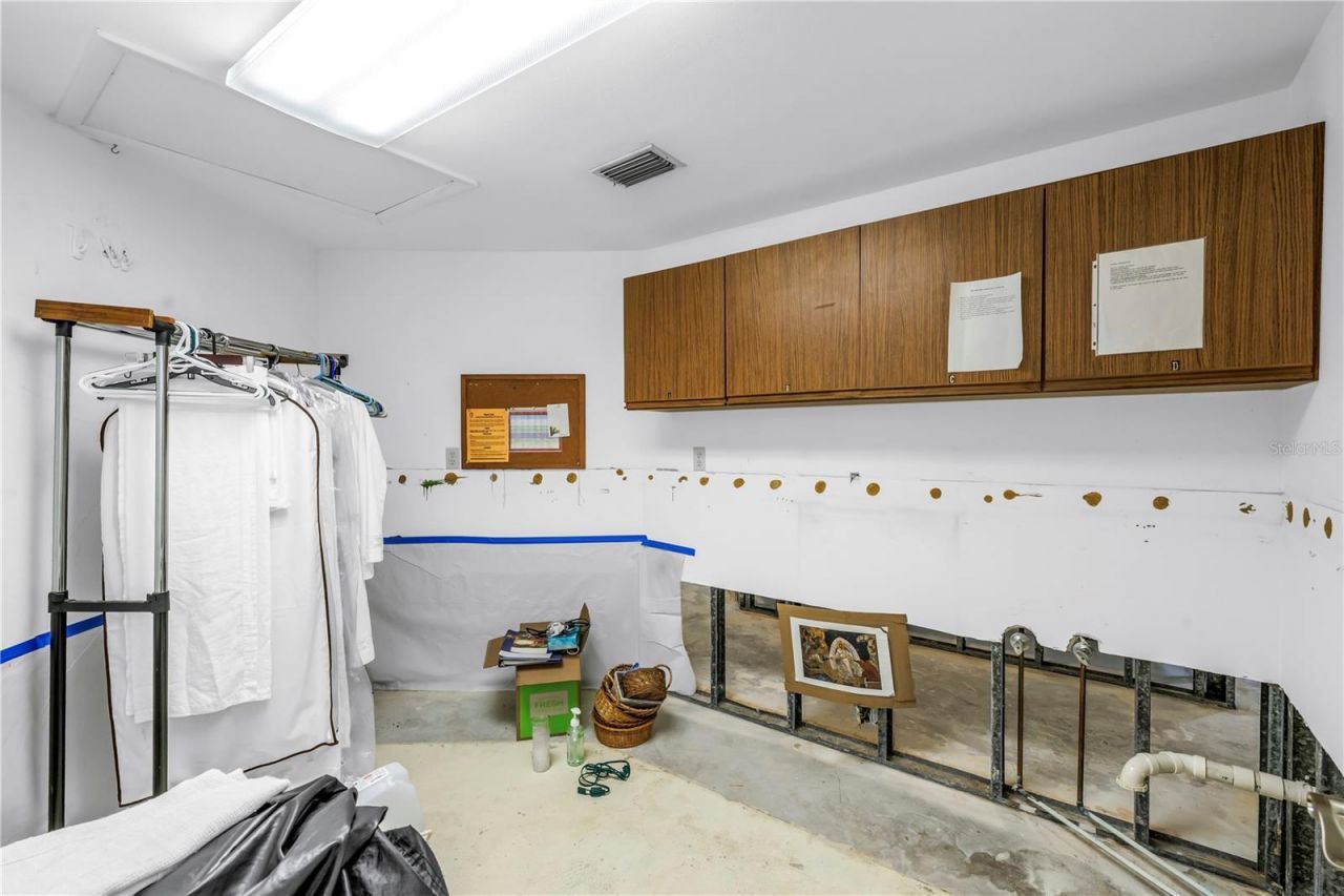 6608 Marina Drive, Holmes Beach, FL 34217 Photo