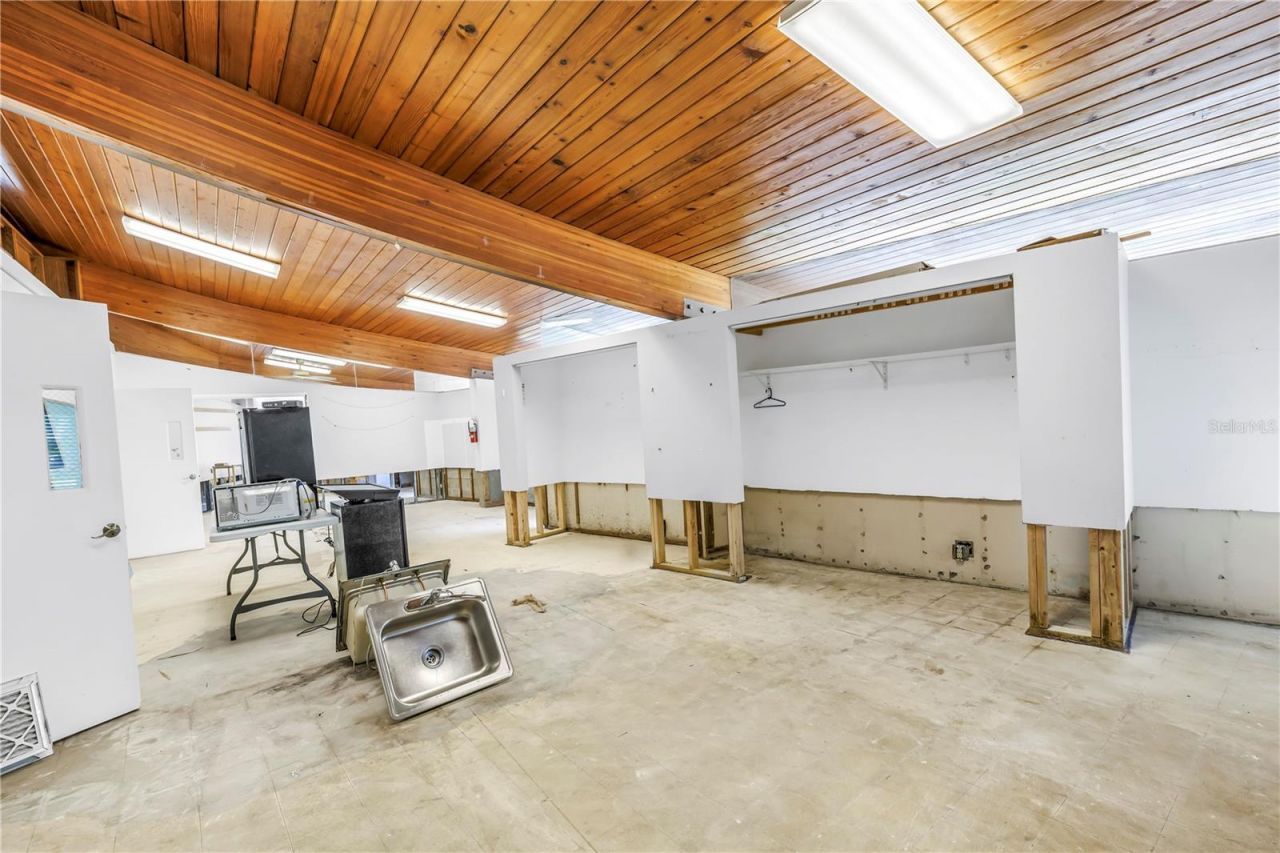 6608 Marina Drive, Holmes Beach, FL 34217 Photo