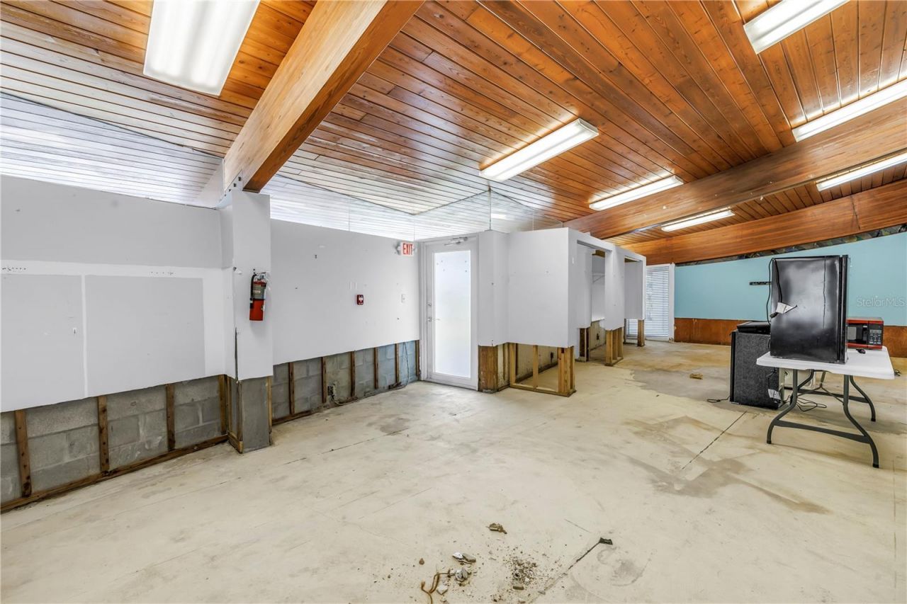 6608 Marina Drive, Holmes Beach, FL 34217 Photo