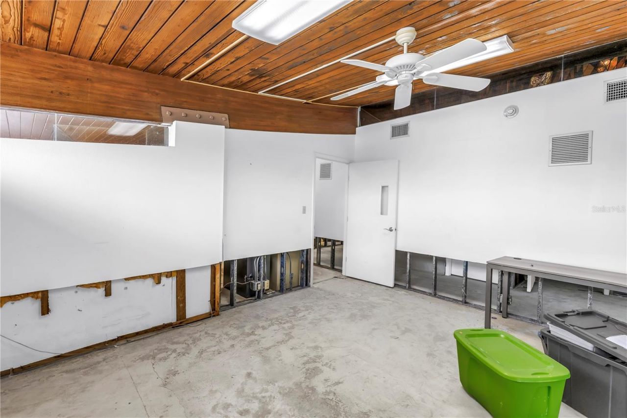 6608 Marina Drive, Holmes Beach, FL 34217 Photo