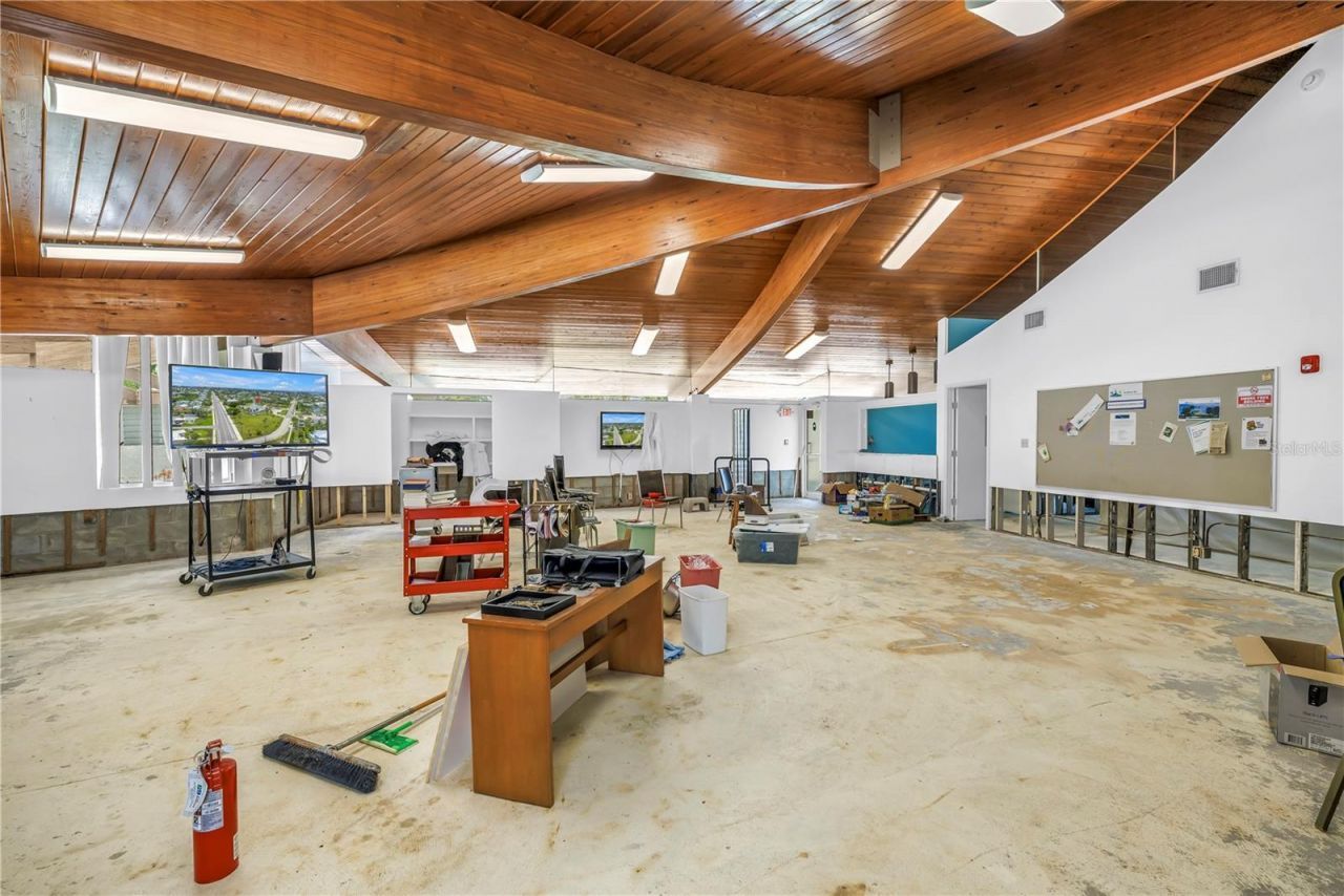 6608 Marina Drive, Holmes Beach, FL 34217 Photo