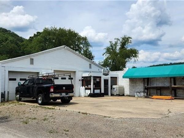 820 Franklin St, Clymer, PA 15728