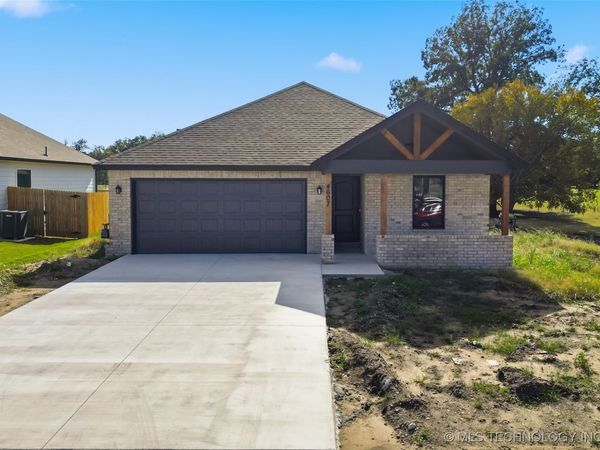 4607 W Union Street, Broken Arrow, OK 74011