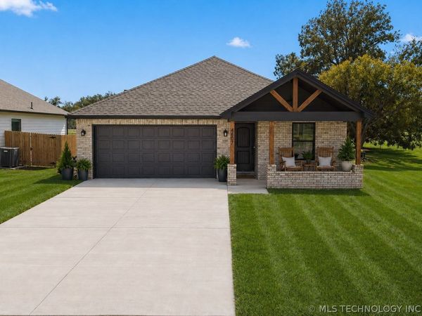 4607 W Union Street, Broken Arrow, OK 74011