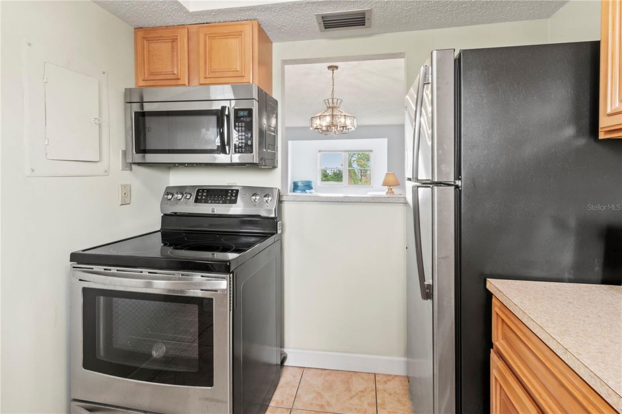 4103 Lake Bayshore Drive, Unit 404, Bradenton, FL 34205 Photo