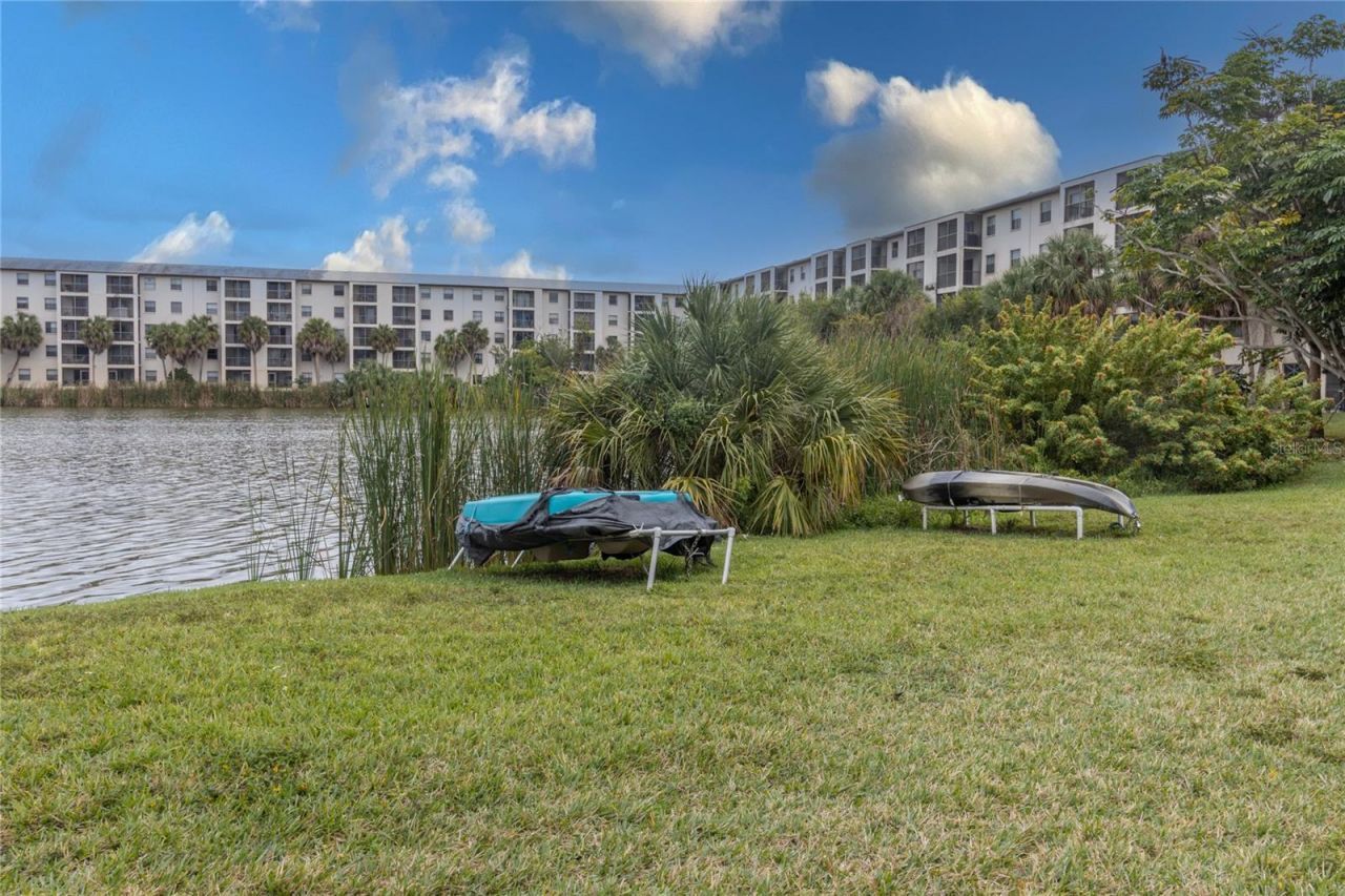 4103 Lake Bayshore Drive, Unit 404, Bradenton, FL 34205 Photo