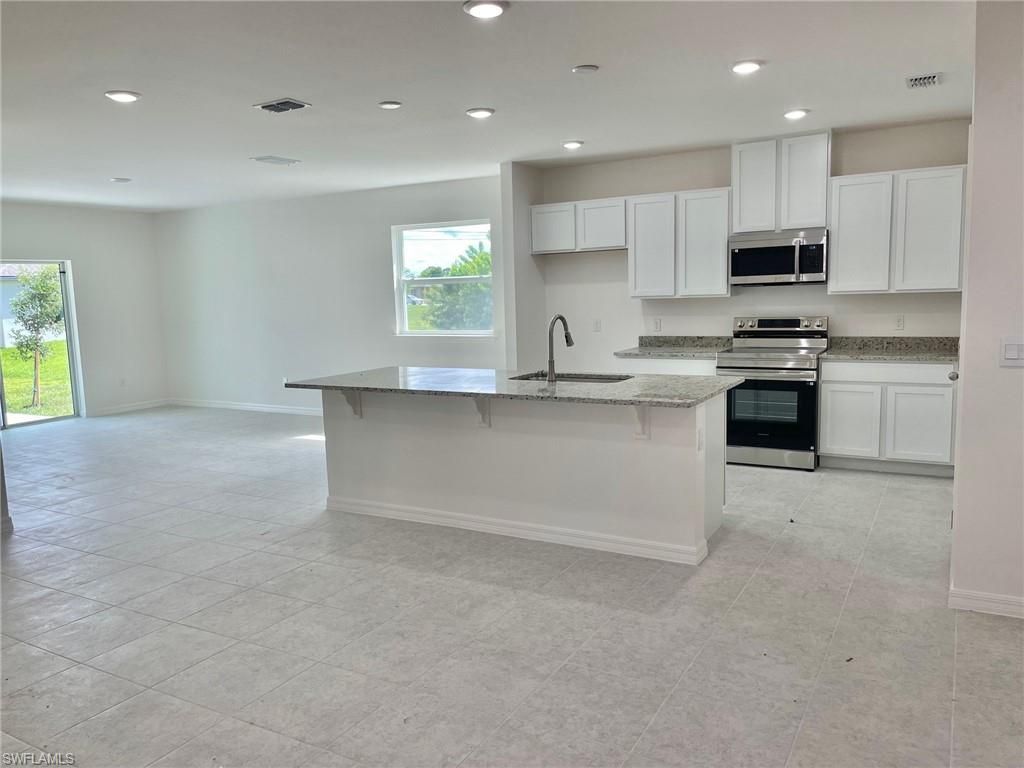 341 SW 29th Ave, Cape Coral, FL 33991 Photo