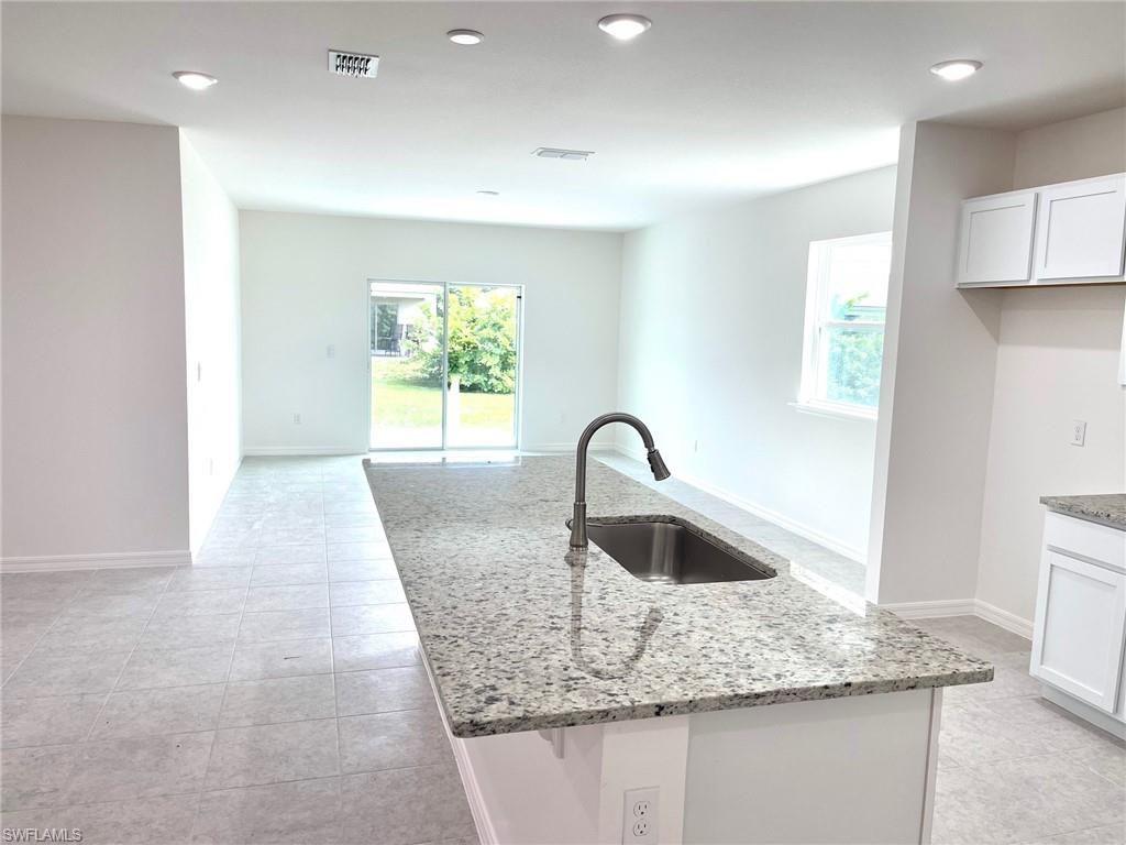 341 SW 29th Ave, Cape Coral, FL 33991 Photo