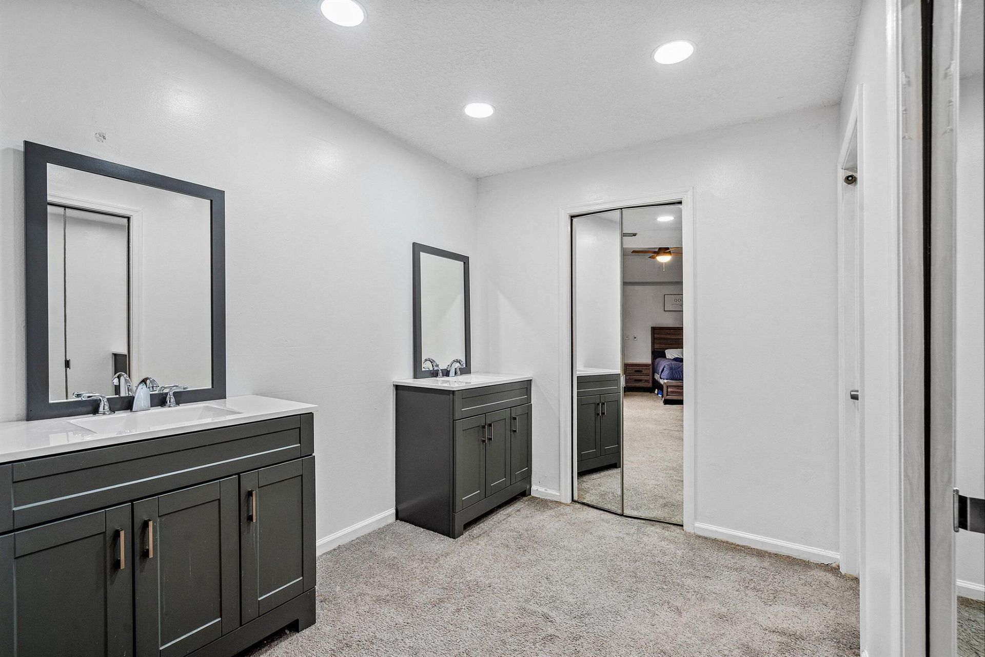 9 Atrium Circle, Unit A, Atlantis, FL 33462 Photo