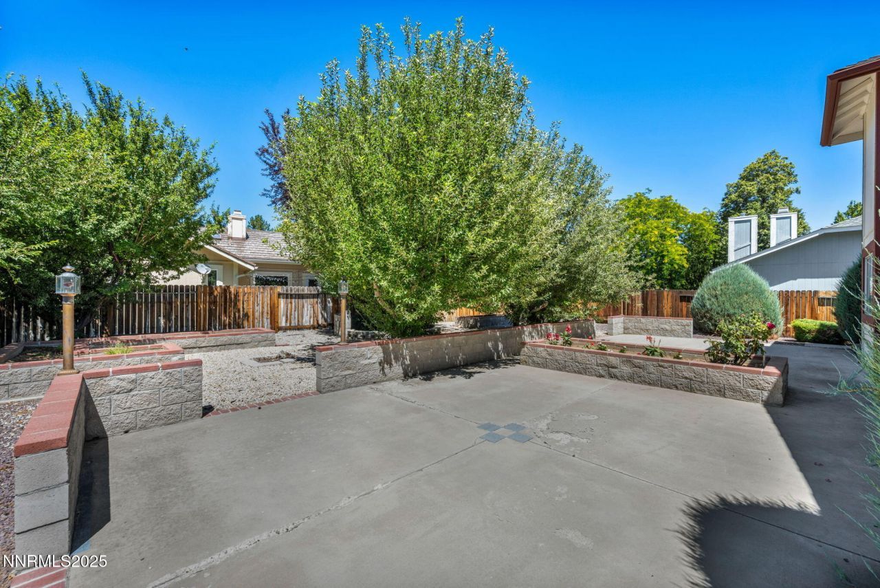 1701 Lantana Drive, Minden, NV 89423 Photo