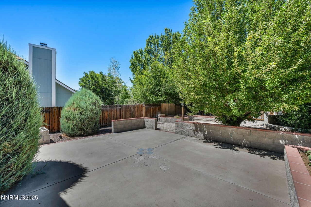 1701 Lantana Drive, Minden, NV 89423 Photo