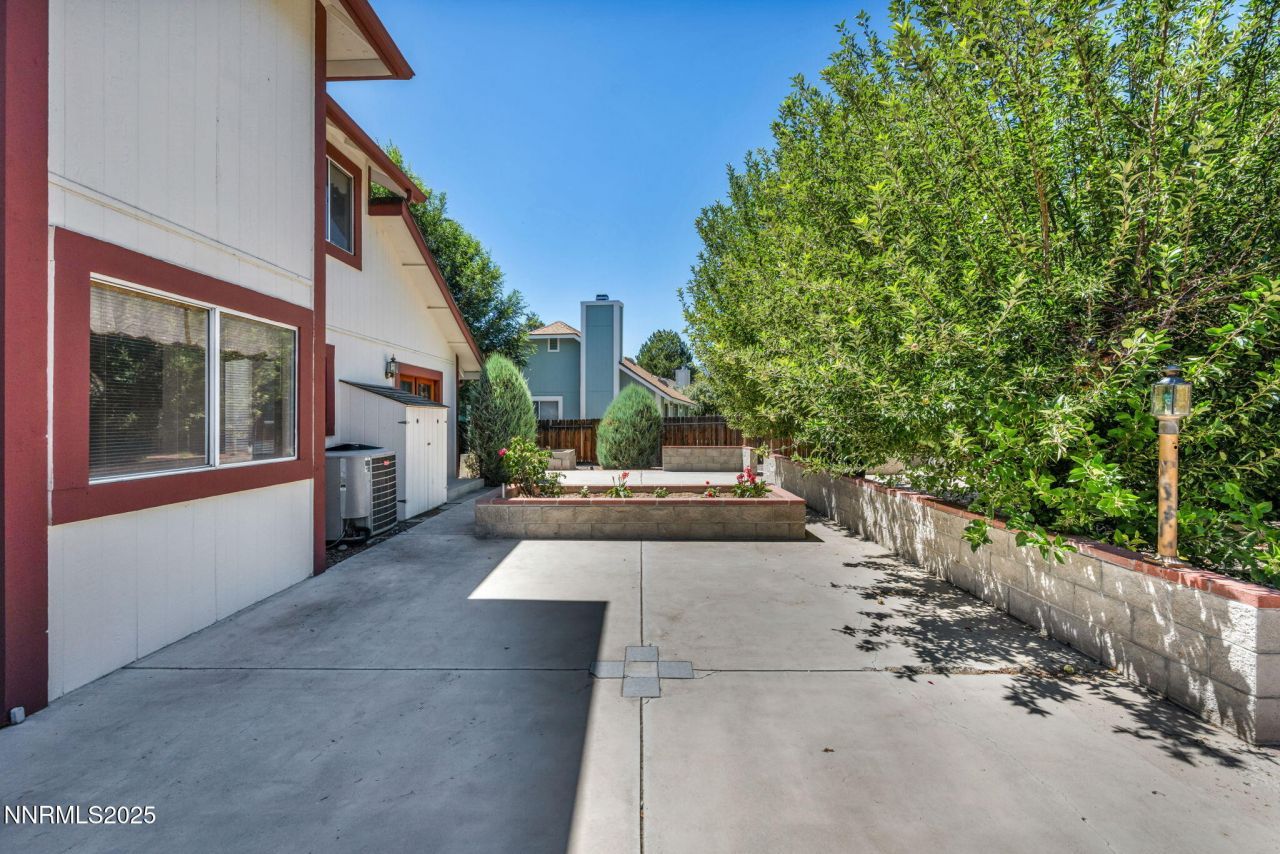 1701 Lantana Drive, Minden, NV 89423 Photo