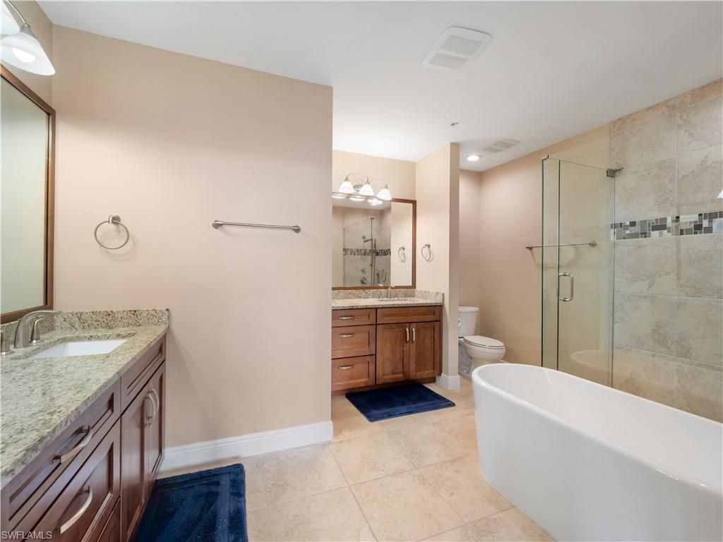 14819 Laguna Dr, Unit 703, Fort Myers, FL 33908 Photo