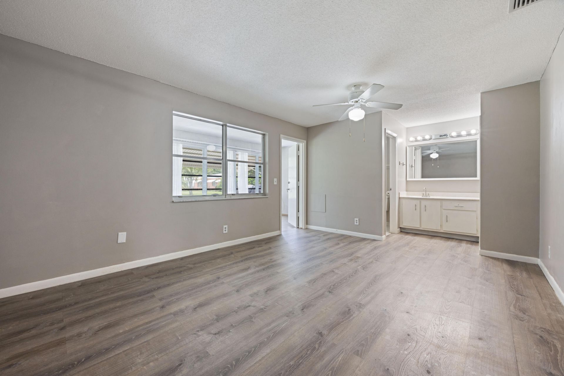 355 Main Boulevard, Unit C, Boynton Beach, FL 33435 Photo