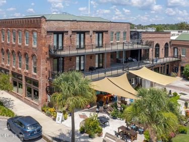 105 N 2ND Street, Palatka, FL 32177