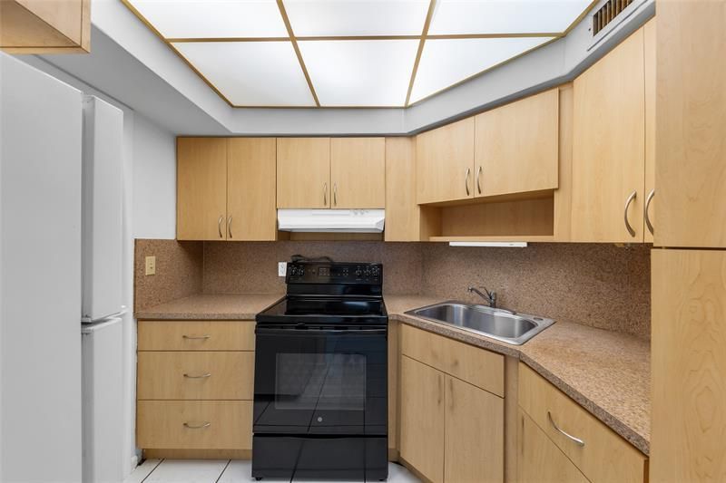 2151 NE 42nd Court, Unit 230, Lighthouse Point, FL 33064 Photo