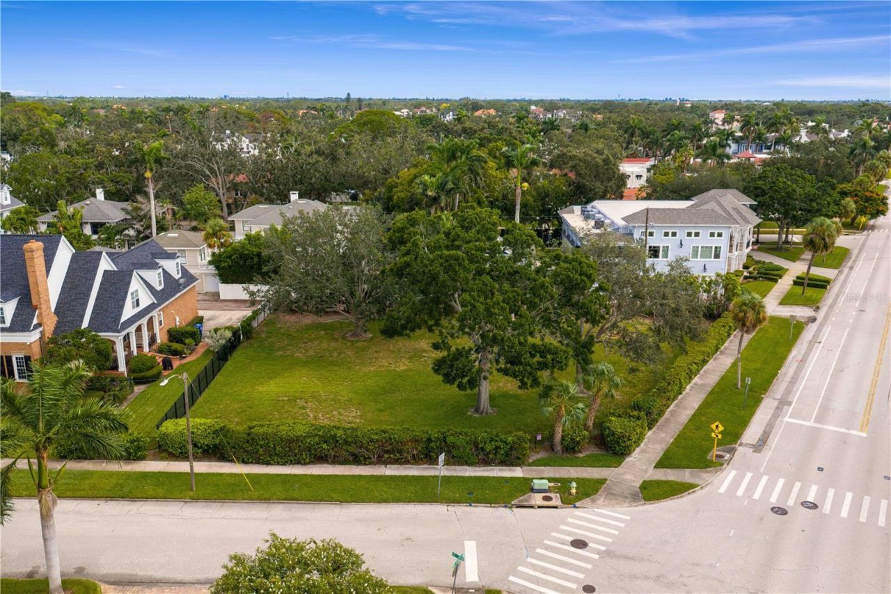 1500 N Shore Drive Ne, Saint Petersburg, FL 33704 Photo