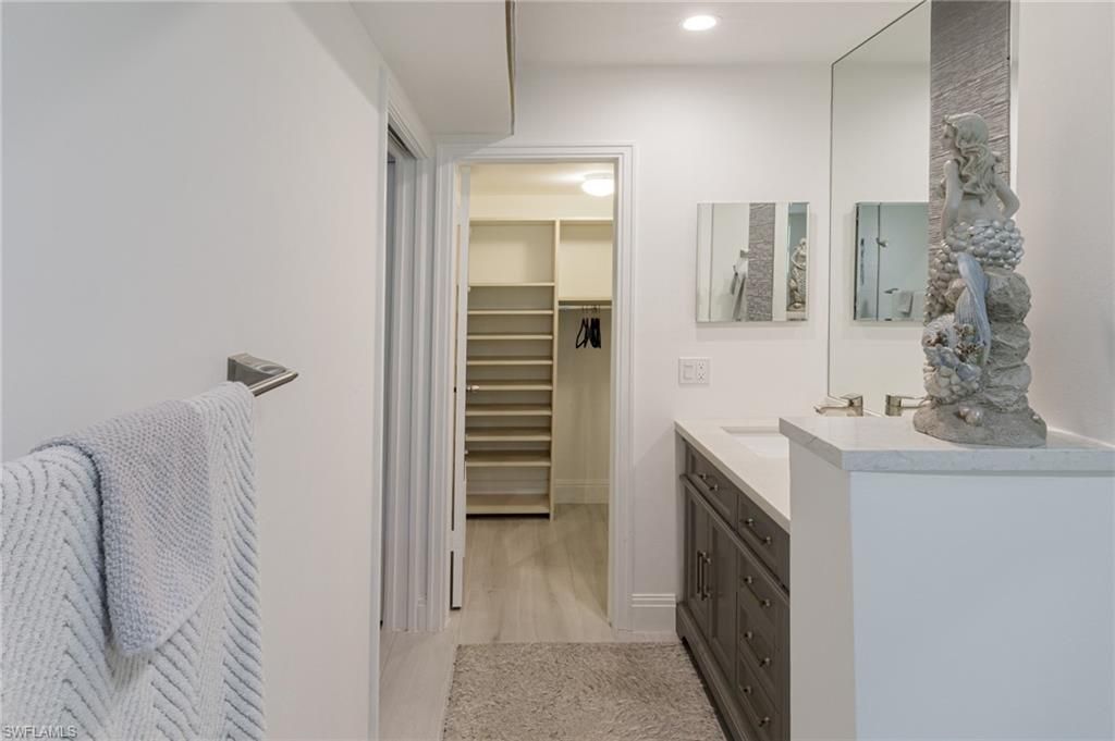 788 Park Shore Dr, Unit F37, Naples, FL 34103 Photo