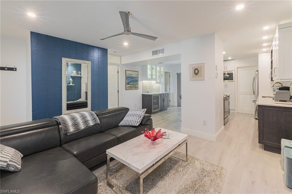 788 Park Shore Dr, Unit F37, Naples, FL 34103 Photo