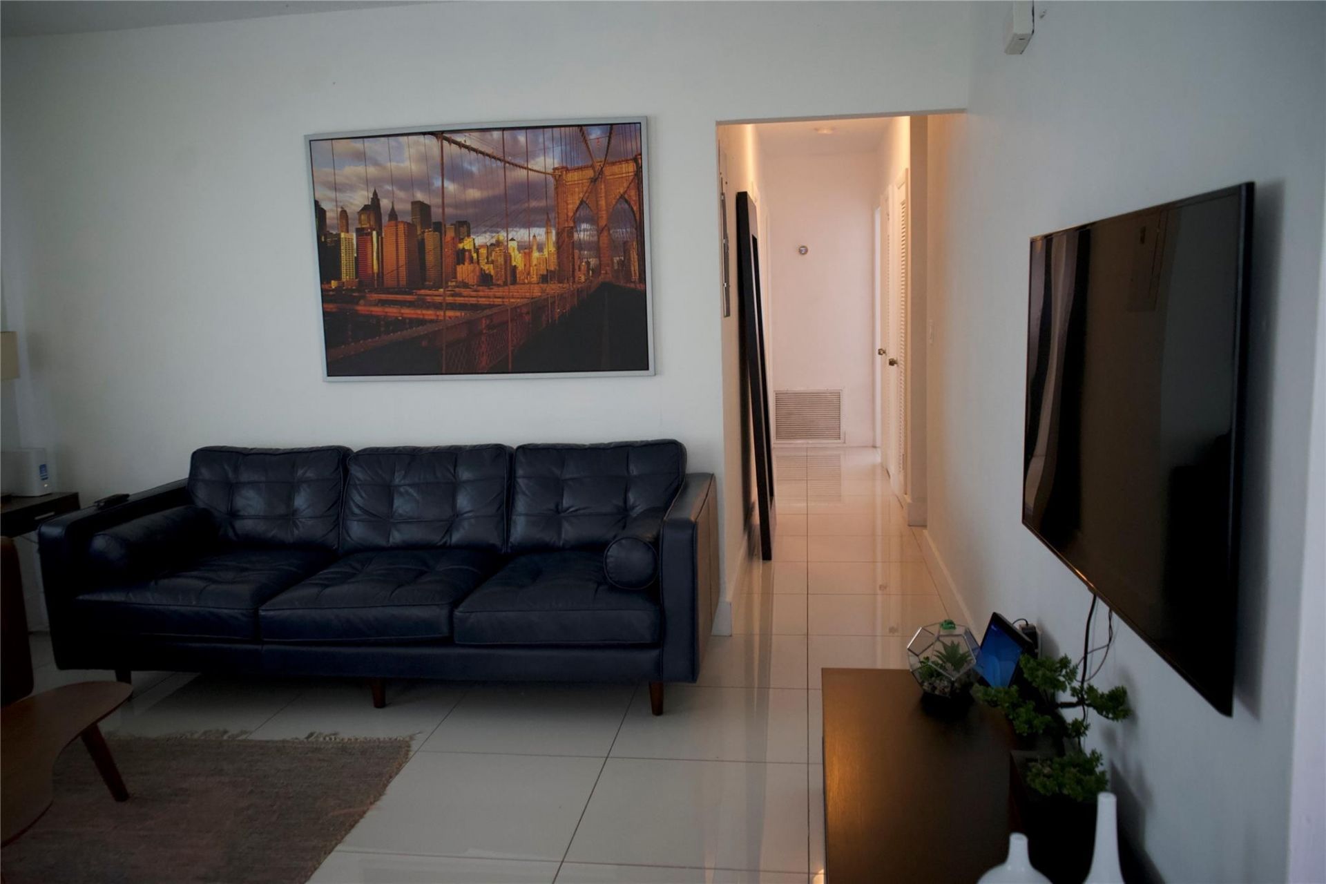 11150 Peachtree Drive, Miami, FL 33161 Photo