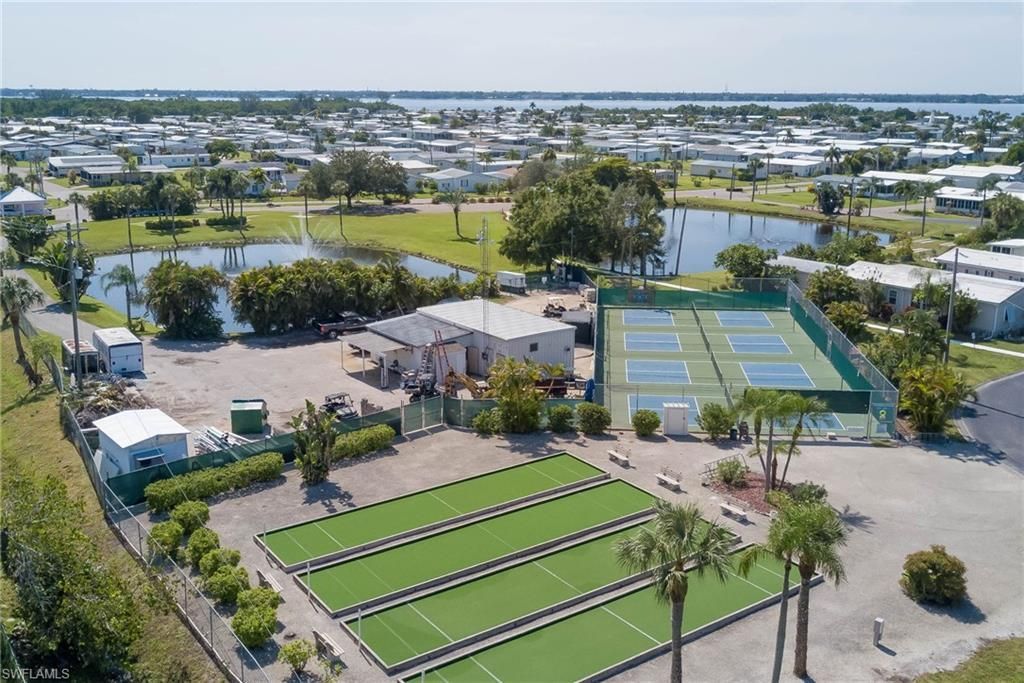 5509 Sir Walter Way, North Fort Myers, FL 33917 Photo