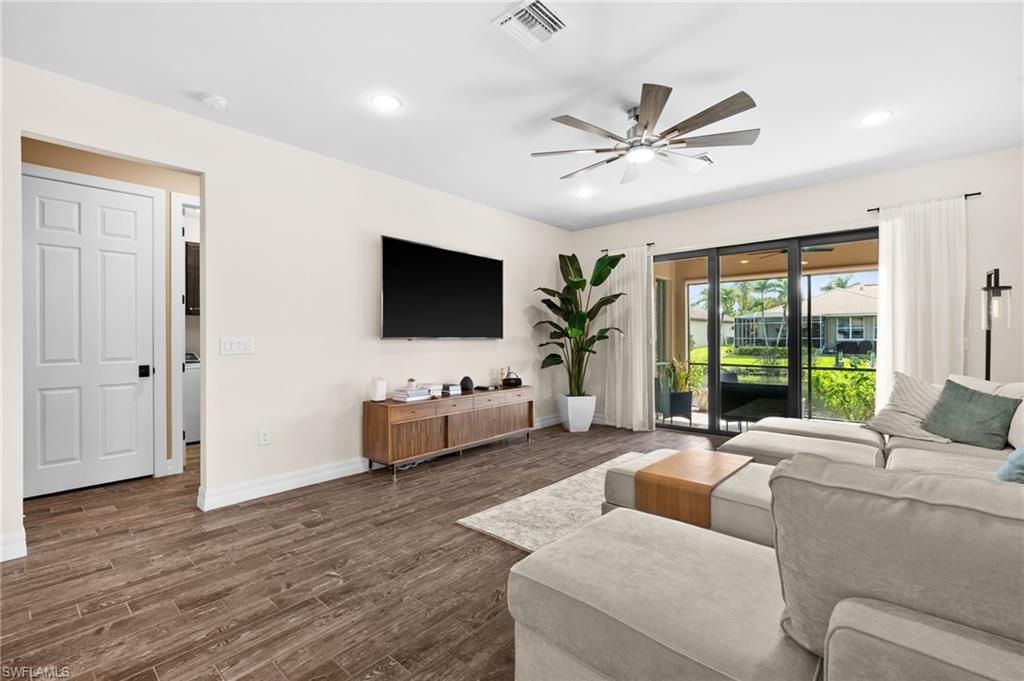 14750 Laguna Dr, Fort Myers, FL 33908 Photo