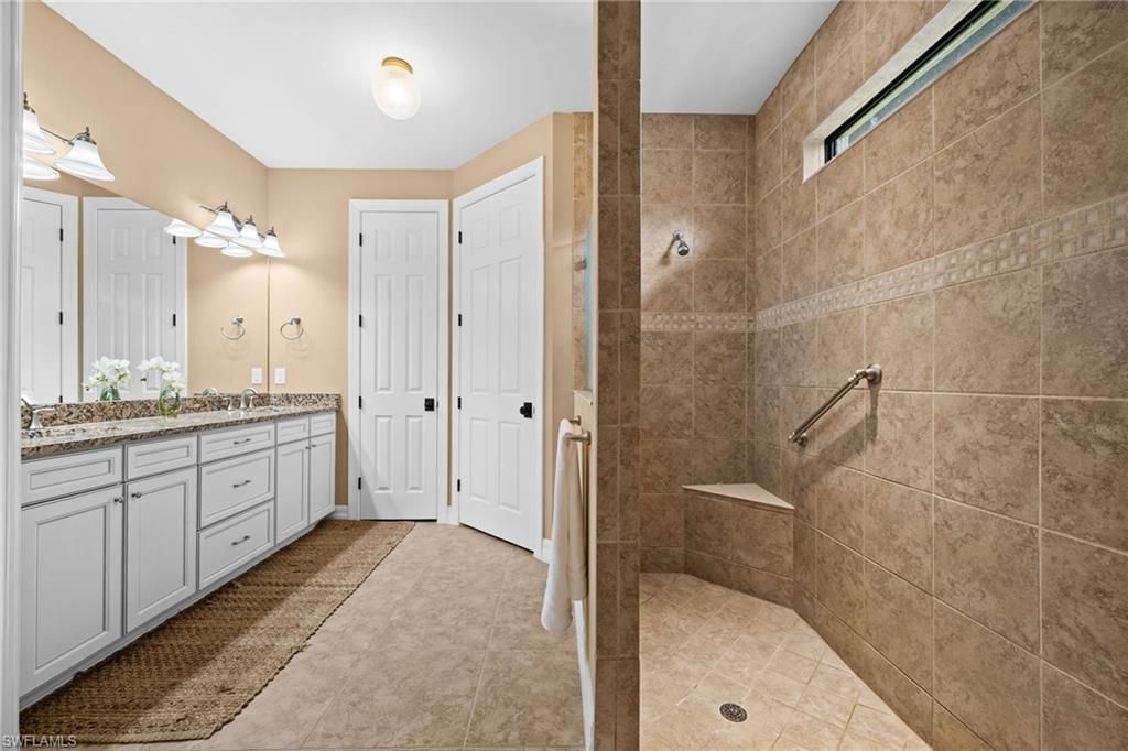 14750 Laguna Dr, Fort Myers, FL 33908 Photo