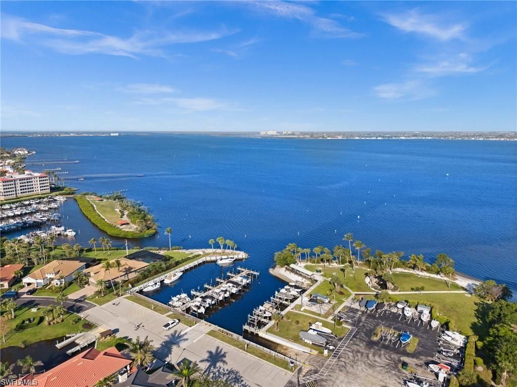 14750 Laguna Dr, Fort Myers, FL 33908 Photo