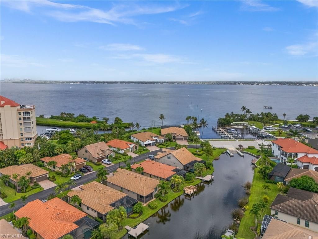 14750 Laguna Dr, Fort Myers, FL 33908 Photo