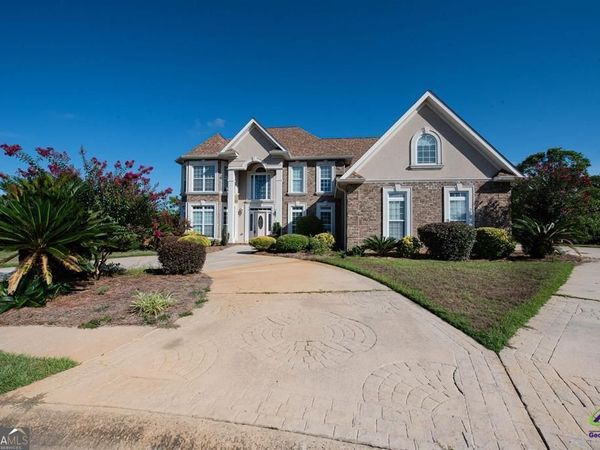 106 Bretwood Court, Centerville, GA 31028