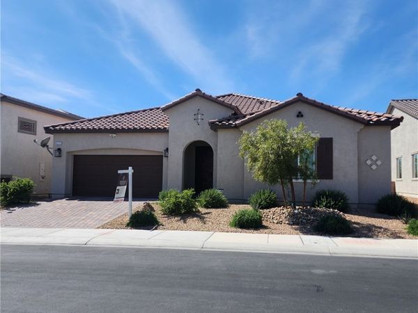 6225 Gambetta Street, Las Vegas, NV 89115