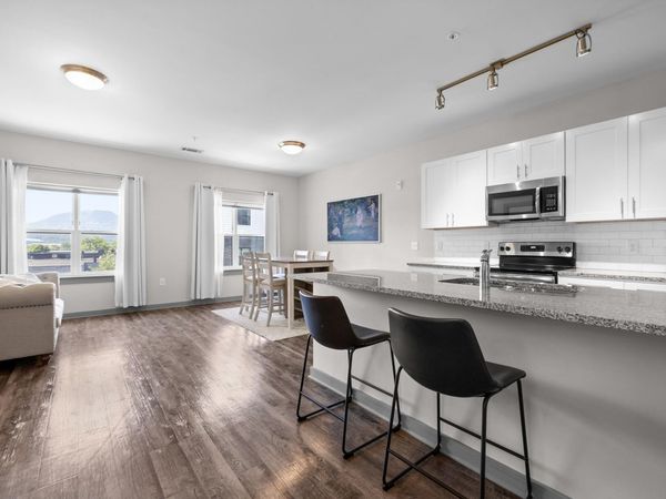 782 Riverfront Parkway, Chattanooga, TN 37402