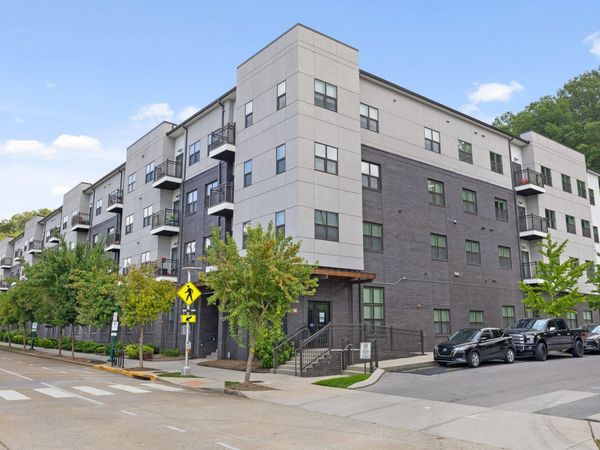 782 Riverfront Parkway, Unit 322, Chattanooga, TN 37402