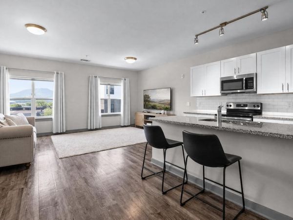 782 Riverfront Parkway, Unit 322, Chattanooga, TN 37402