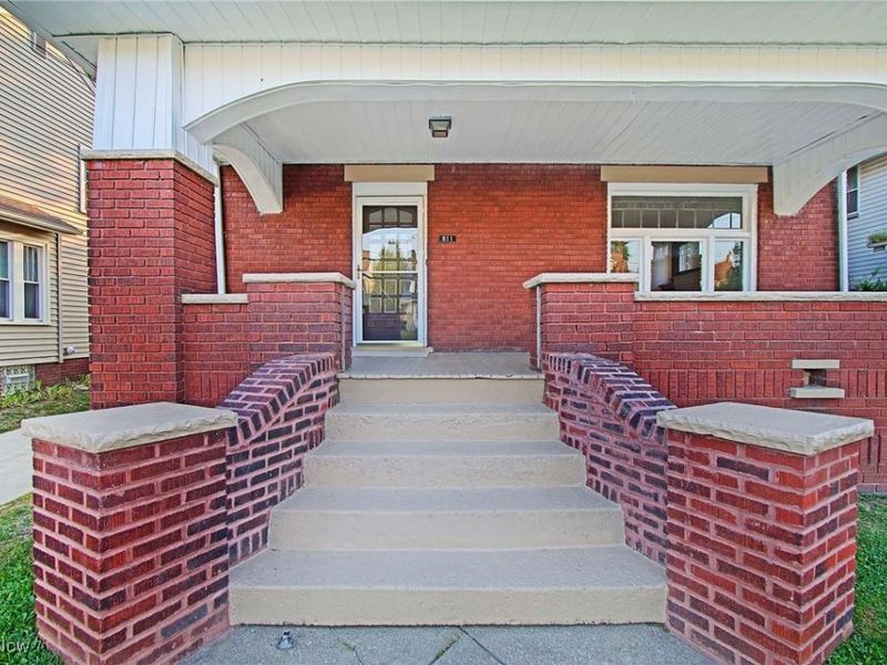 811 Broad Avenue NW, Canton, OH 44708 Photo 3